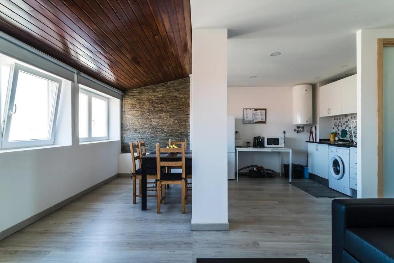 Encantador Apartamento A Frente Da Praia Do Sunset フィゲイラ・ダ・フォズ エクステリア 写真